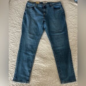 Levi's 721 High Rise Skinny Jeans Women's 16W NWT casual denim western
